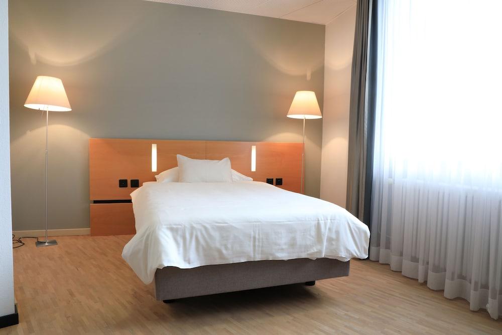 Hotel Banana City Винтертур Екстериор снимка