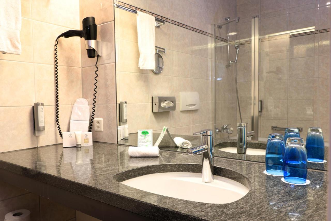 Hotel Banana City Винтертур Екстериор снимка