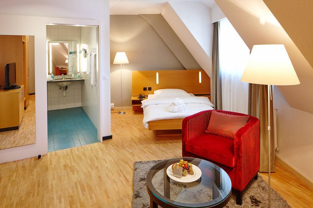 Hotel Banana City Винтертур Екстериор снимка