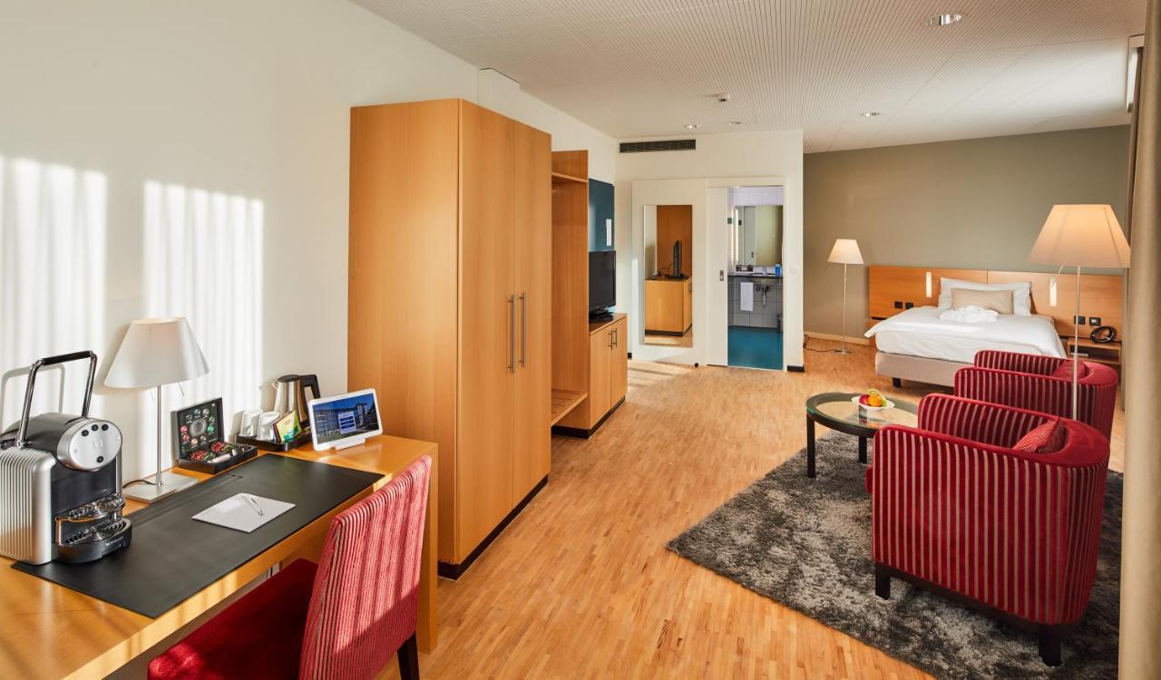 Hotel Banana City Винтертур Екстериор снимка